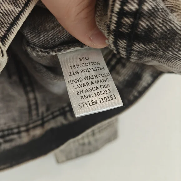 Savanna Jane Nwot Puff Sleeve Denim Cropped Jacket In Black Acid Wash Size LG - Picture 12 of 12